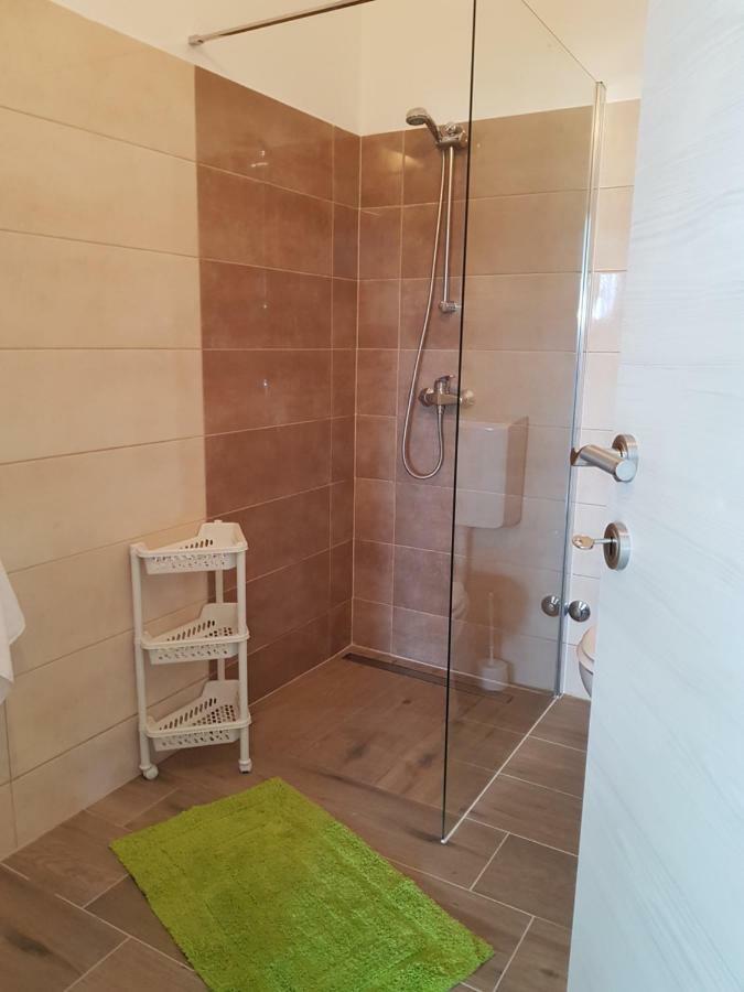 Apartmán Nora Stinjan *