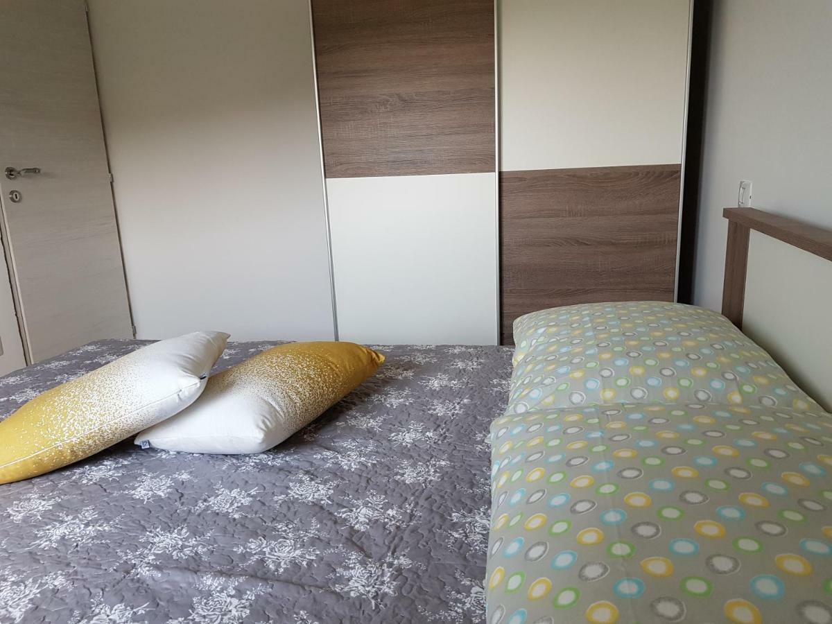 Appartamento Nora Stinjan Pola